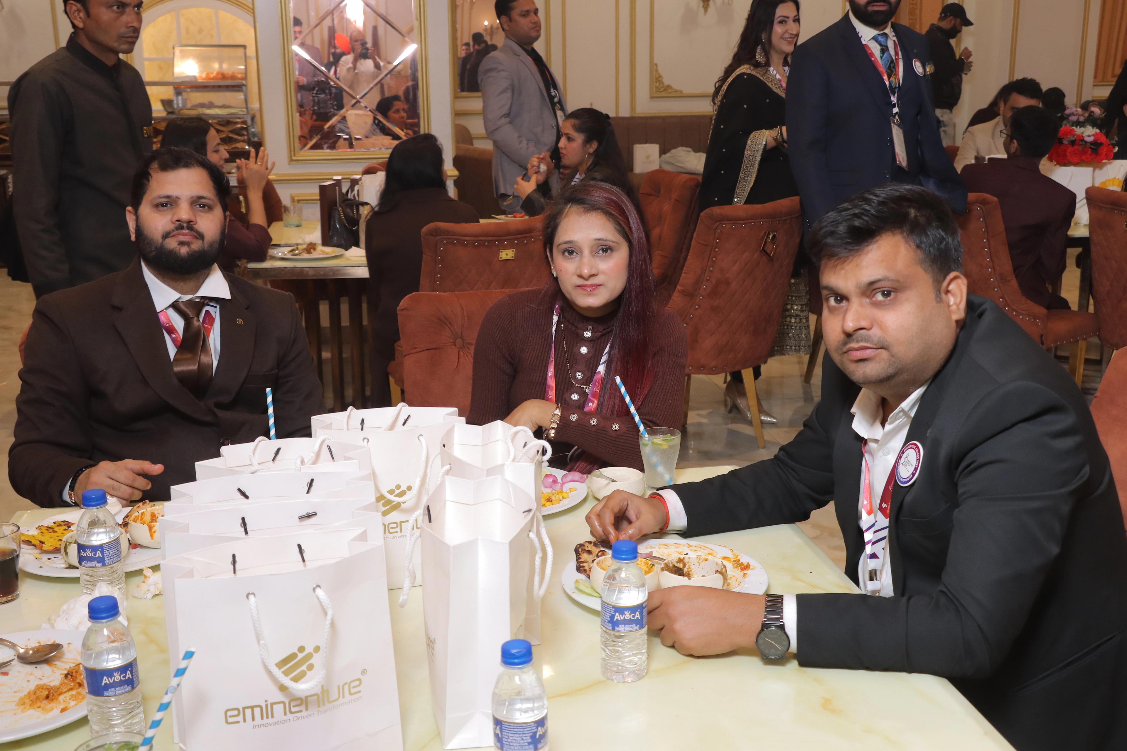 Dinner Performance 3