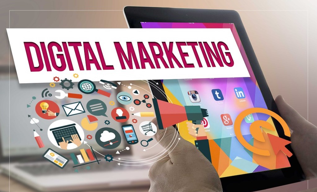 Search Engine Marketing: Optimization vs. Paid Services