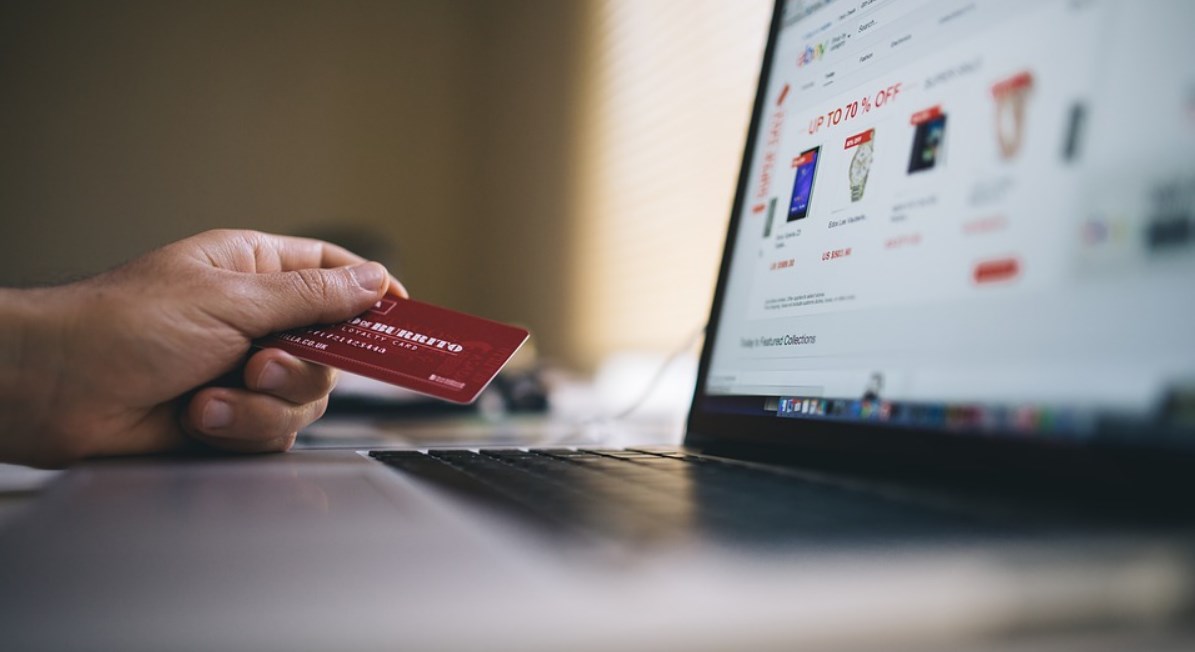 How e-Commerce Industry Can Boom Money & Data Transactions?