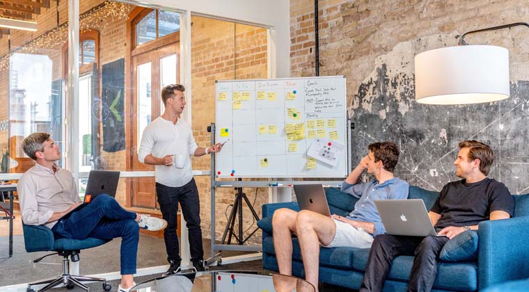 How Does Data Conversion Into Visualization Help Marketers?