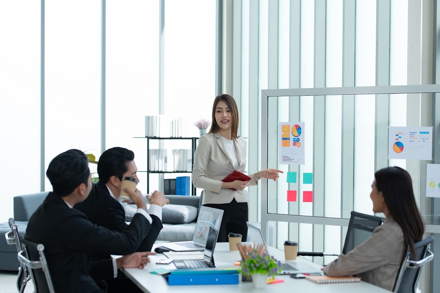 Leveraging Data Mining Process For Lead Generation